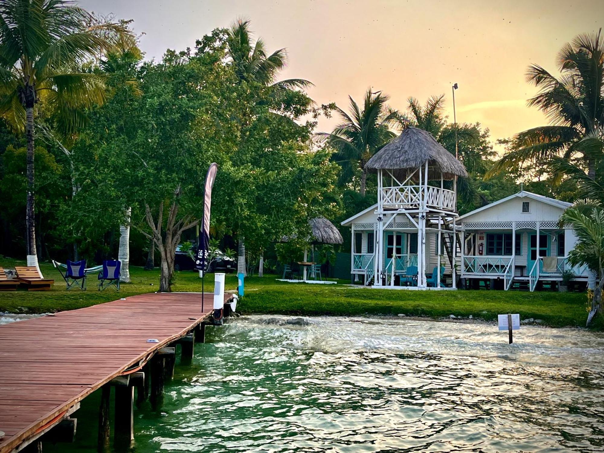 Cabana Con Muelle Privado En La Laguna De Bacalar Exterior foto