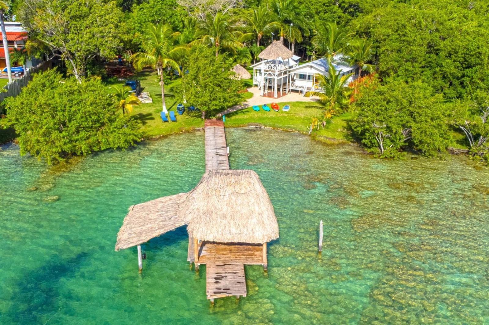 Cabana Con Muelle Privado En La Laguna De Bacalar Exterior foto